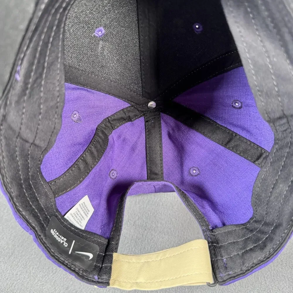 Washington Huskies Hat Cap‎ Strap Back Mens One Size NCAA Nike Dri-FIT AeroBill